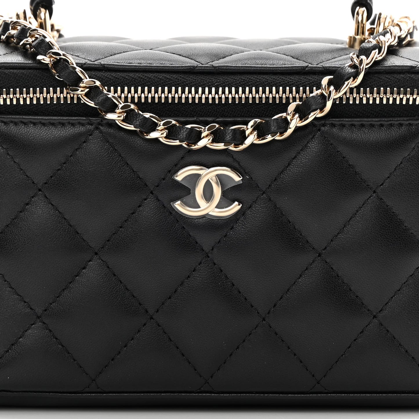 Lambskin Quilted Small Top Handle Vanity Case With Chain Black