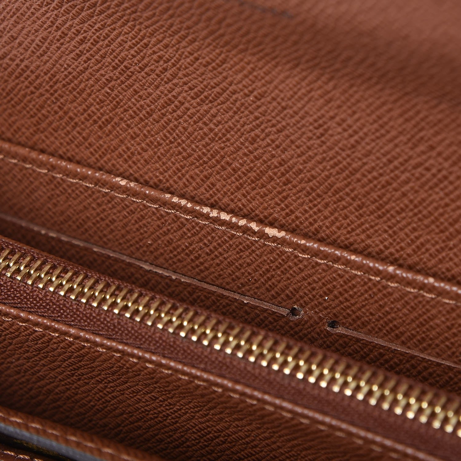 Louis Vuitton Monogram Sarah Wallet 7 of 10