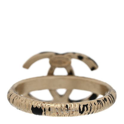 Chanel Matte Jackson Pollock Splattered Paint CC Ring 54/7 Gold Black 3 of 5