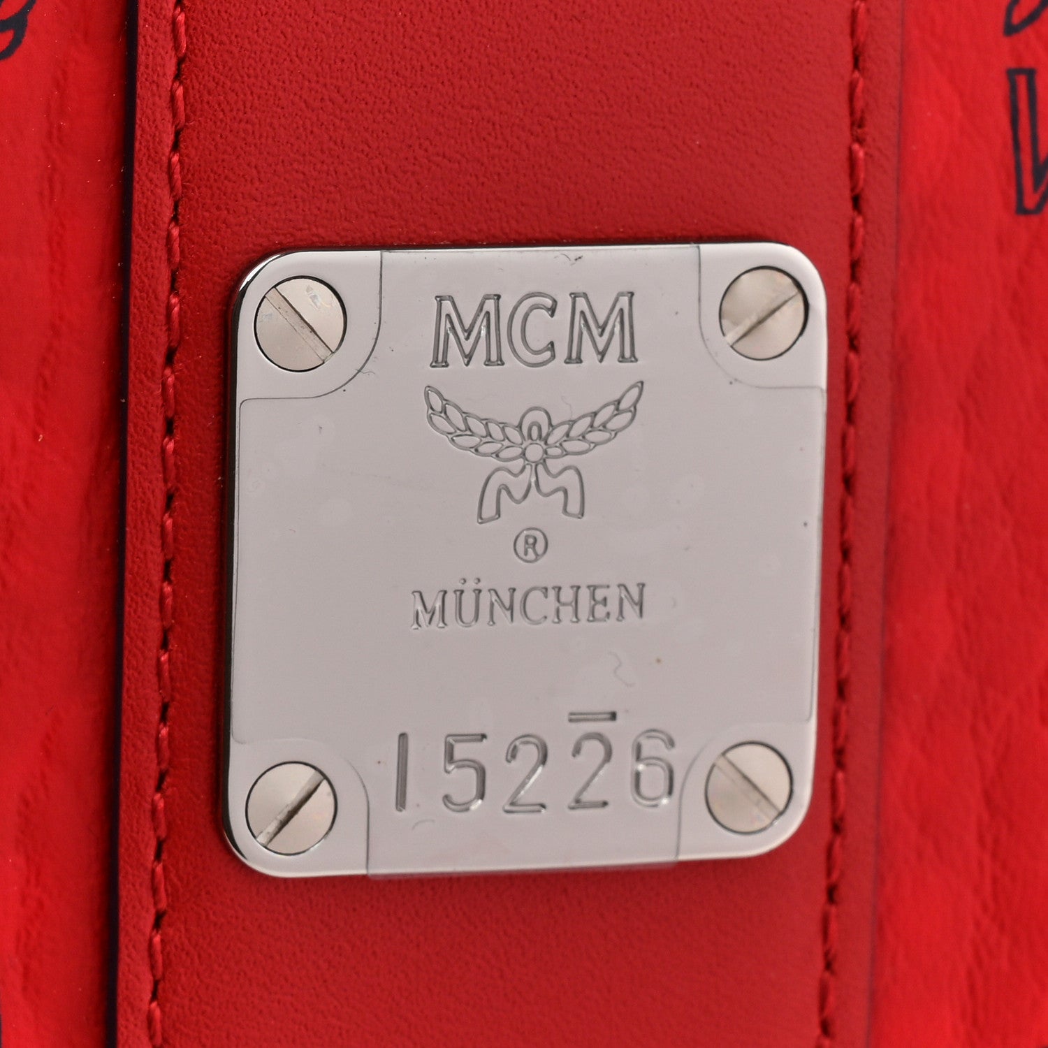 MCM Visetos Large Liz Reversible Shopper Tote Ruby Red 10 of 18