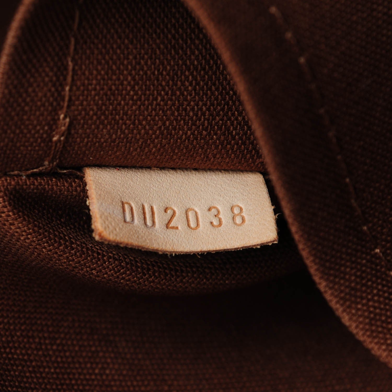 Louis Vuitton Monogram Cabas Beaubourg 7 of 7