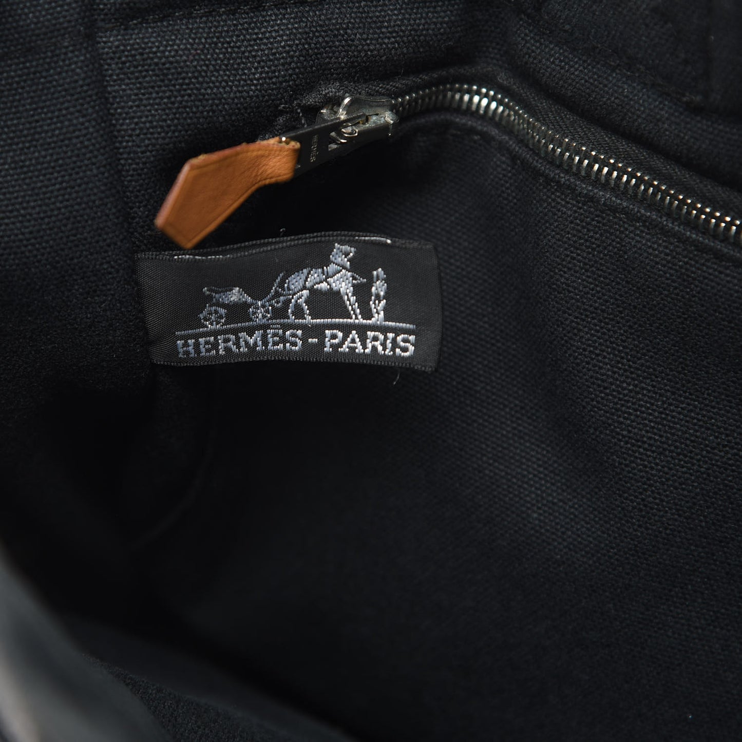 Canvas Herline PM Tote Black