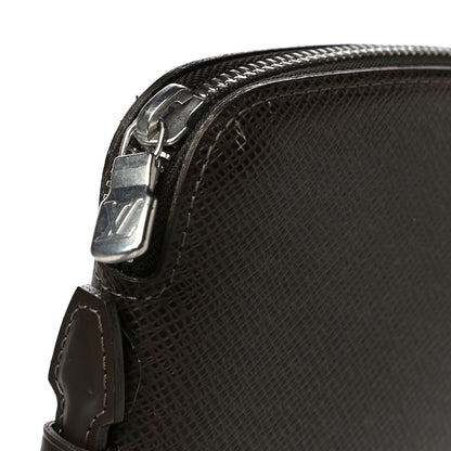 Louis Vuitton Taiga Atoll Travel Organizer Grizzli 16 of 19