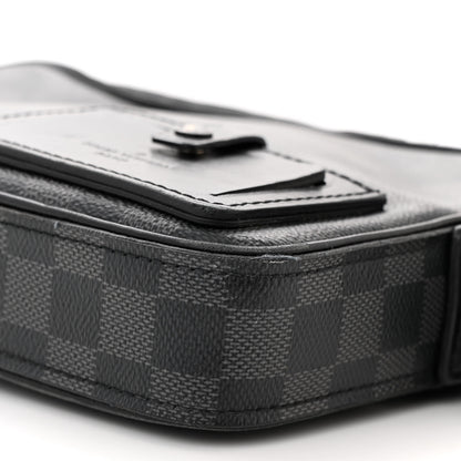 Louis Vuitton Damier Graphite Alpha Messenger Bag 10 of 20