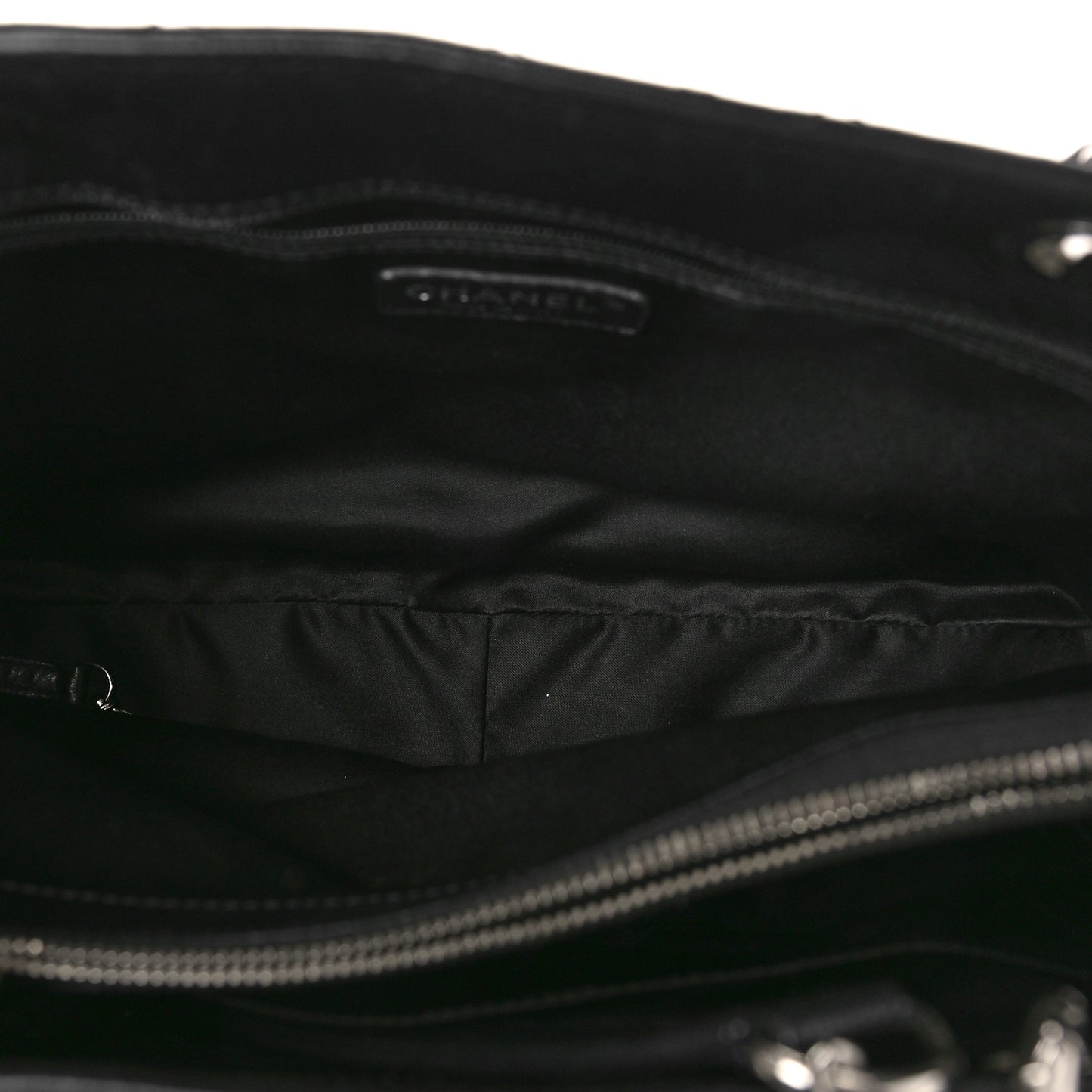 Caviar Quilted Grand Shopping Tote GST Black