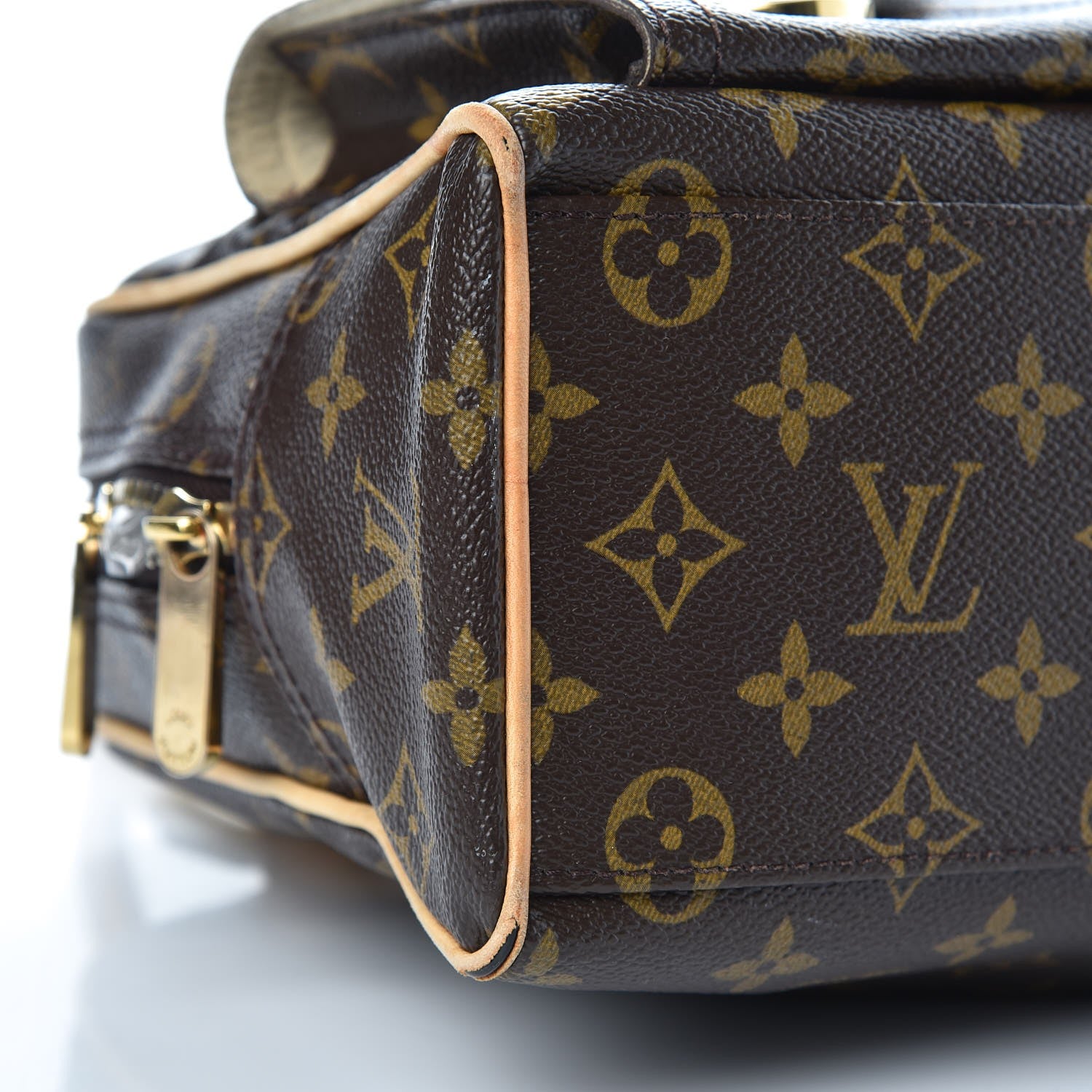 Louis Vuitton Monogram Manhattan PM 9 of 14