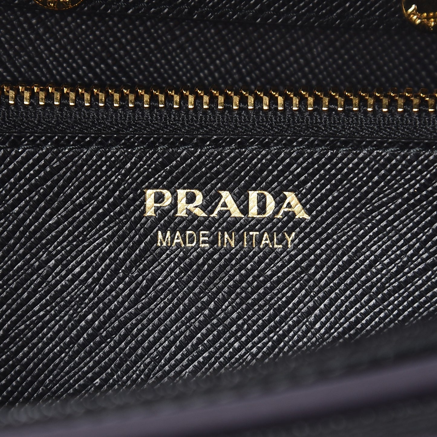 Saffiano Metal Oro Chain Wallet Nero Black
