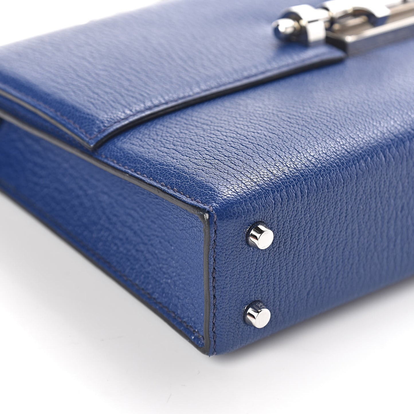 Chevre Chamkila Mini Verrou Chaine Bag Bleu Encre