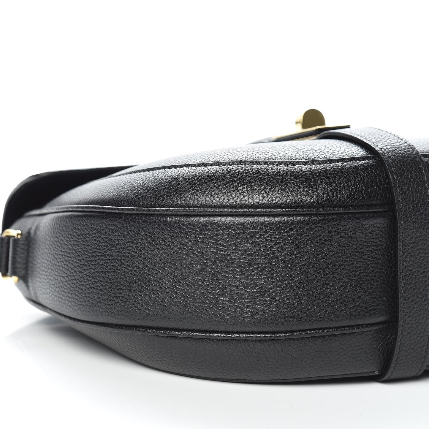 Grained Calfskin Medium Besace 16 Black