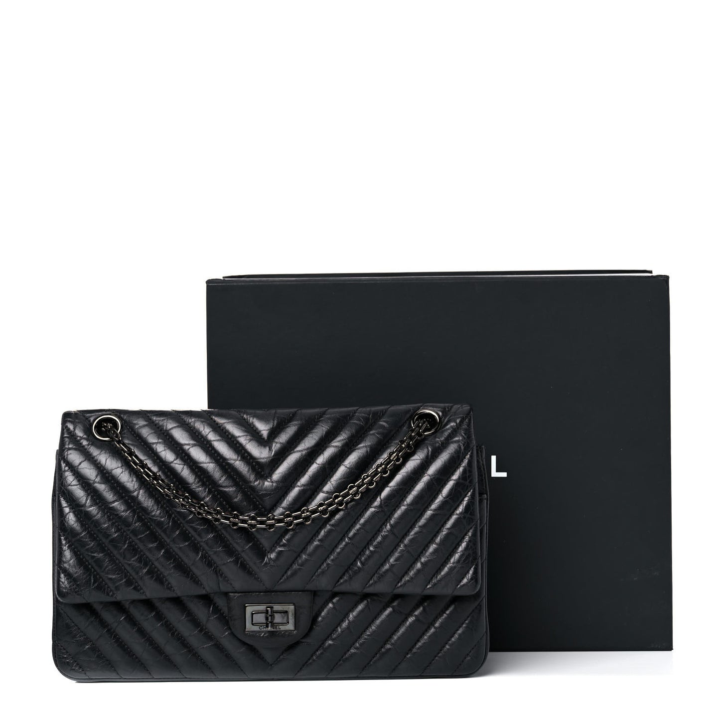 Aged Calfskin Chevron Quilted 2.55 Reissue 226 So Black