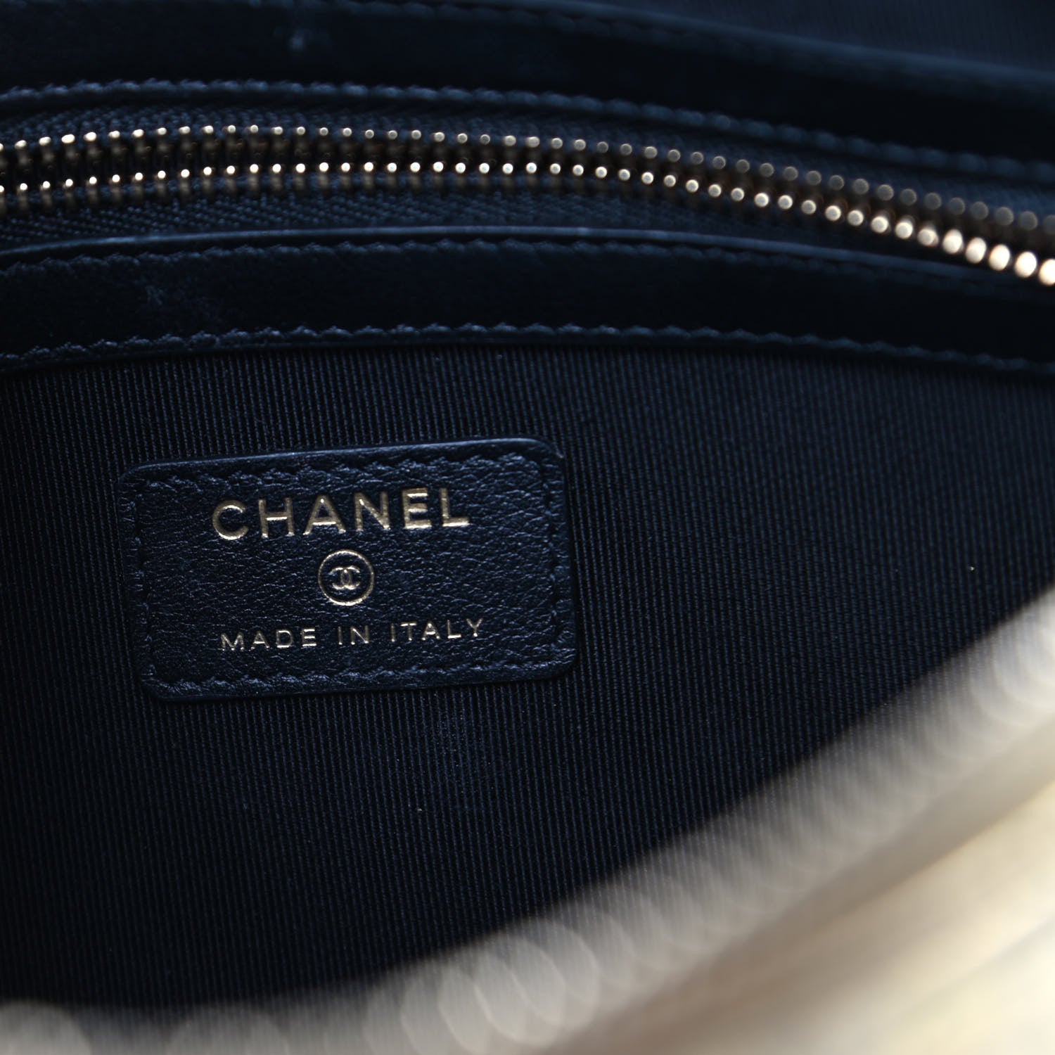 Chanel Metallic Calfskin Crocodile Embossed Medium Cocodile Cosmetic Case Gold 6 of 8