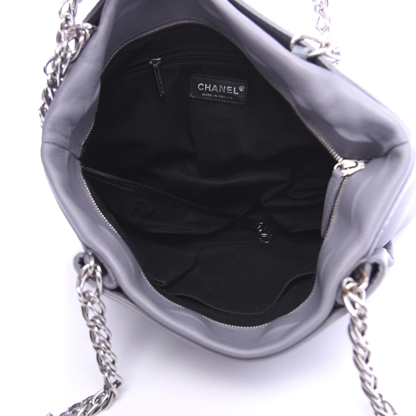 Caviar Large CC Tuck Tote Grey
