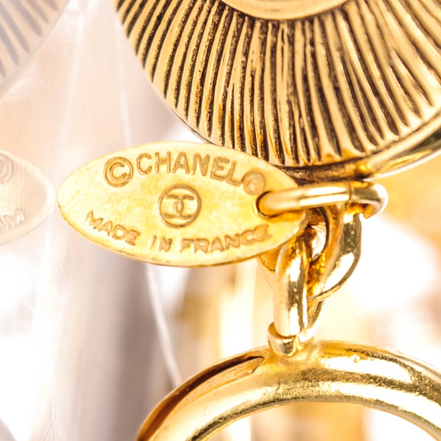 Chanel CC Medallion Bracelet Gold 4 of 4
