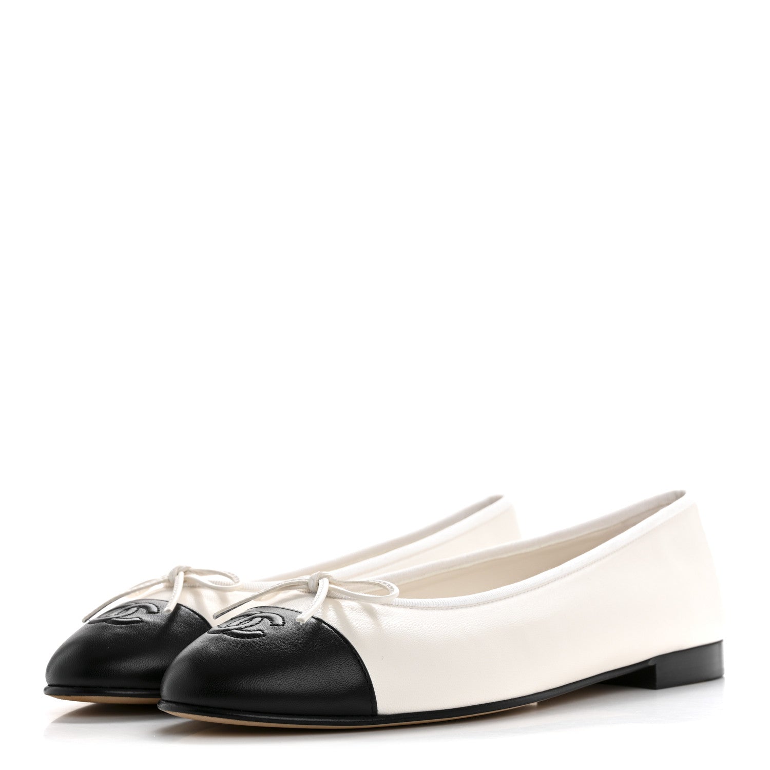 Chanel Lambskin Cap Toe CC Ballerina Flats 41 White Black 4 of 9
