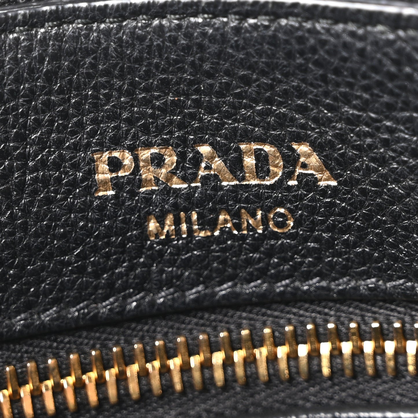 Vitello Daino Crossbody Bag Black