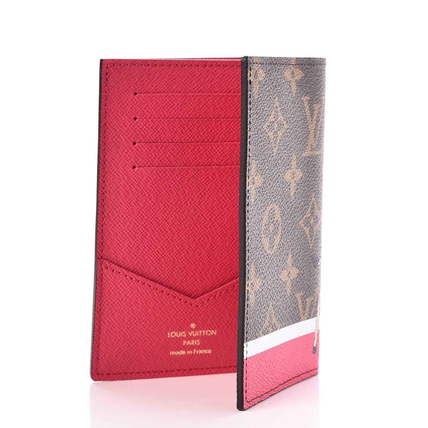 Louis Vuitton Monogram 2017 Christmas Animation Passport Cover 3 of 8
