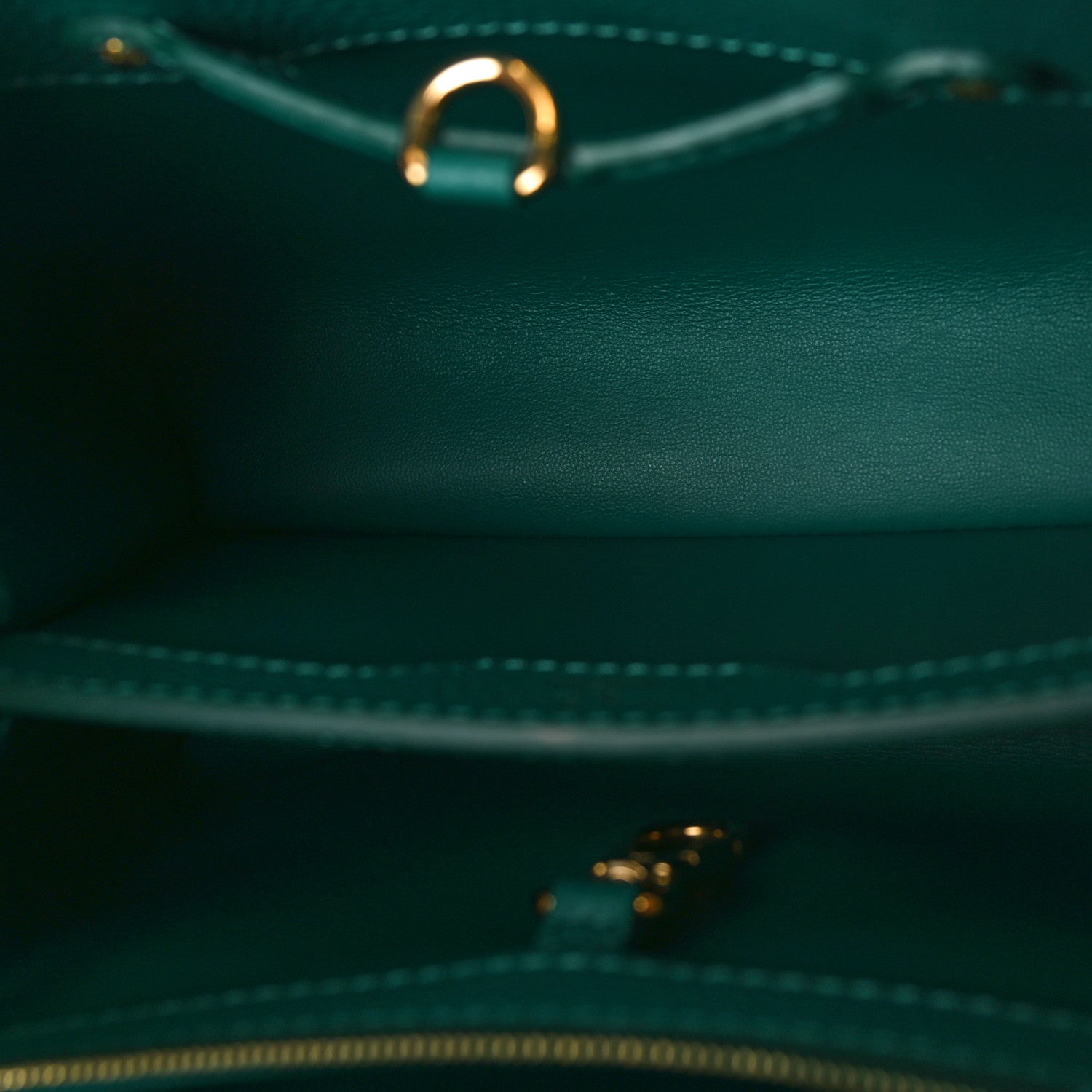 Louis Vuitton Taurillon Capucines BB Emerald 5 of 8