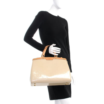 Louis Vuitton Vernis Brea GM Blanc Corail 3 of 12