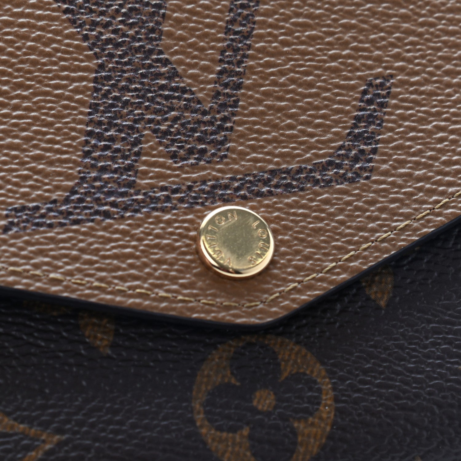 Louis Vuitton Reverse Monogram Giant Sarah Wallet 9 of 9