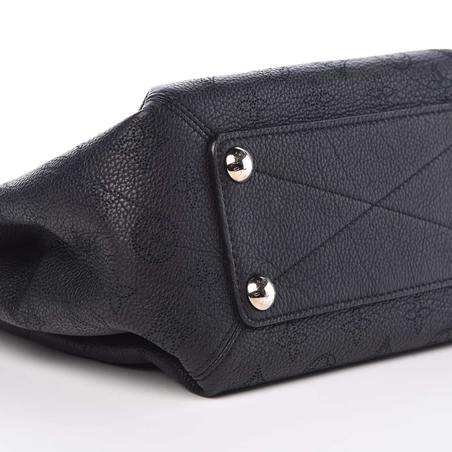 Louis Vuitton Mahina Babylone Chain BB Black 6 of 10