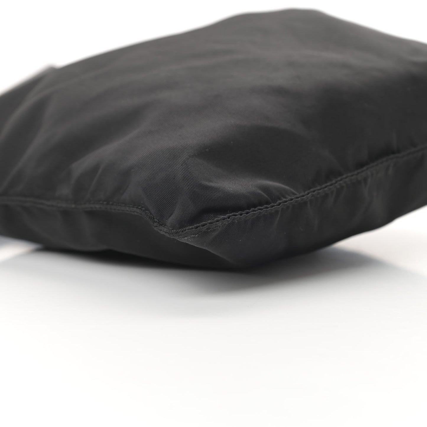 Tessuto Nylon Saffiano Flat Messenger Bag Black