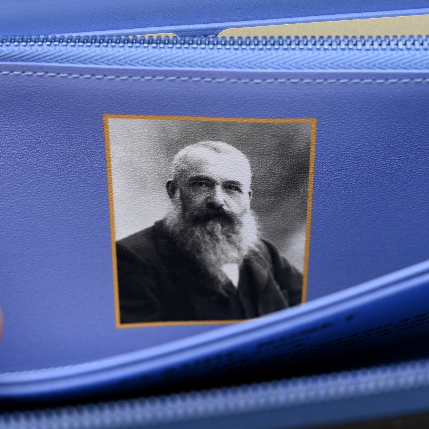 Louis Vuitton Masters Monet Zippy Wallet 6 of 9