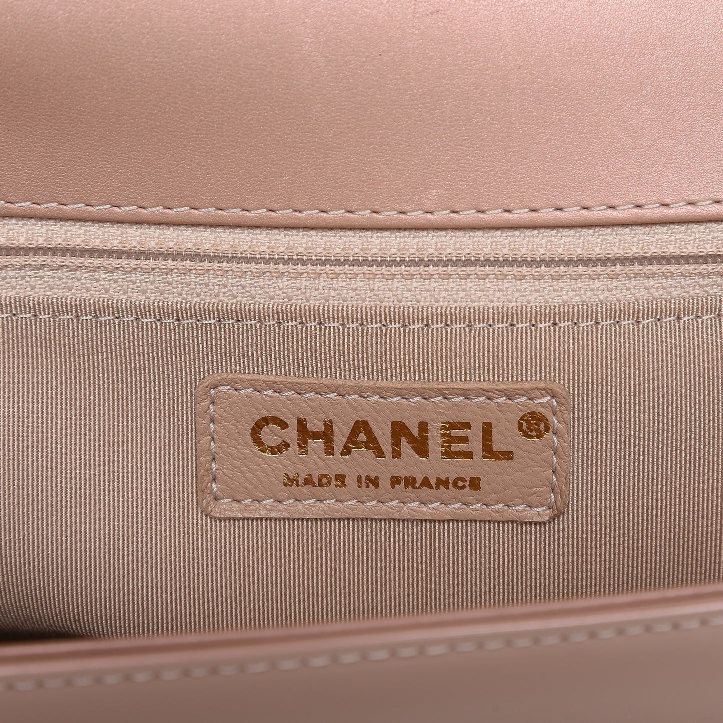 Iridescent Calfskin Quilted New Medium Boy Flap Light Pink