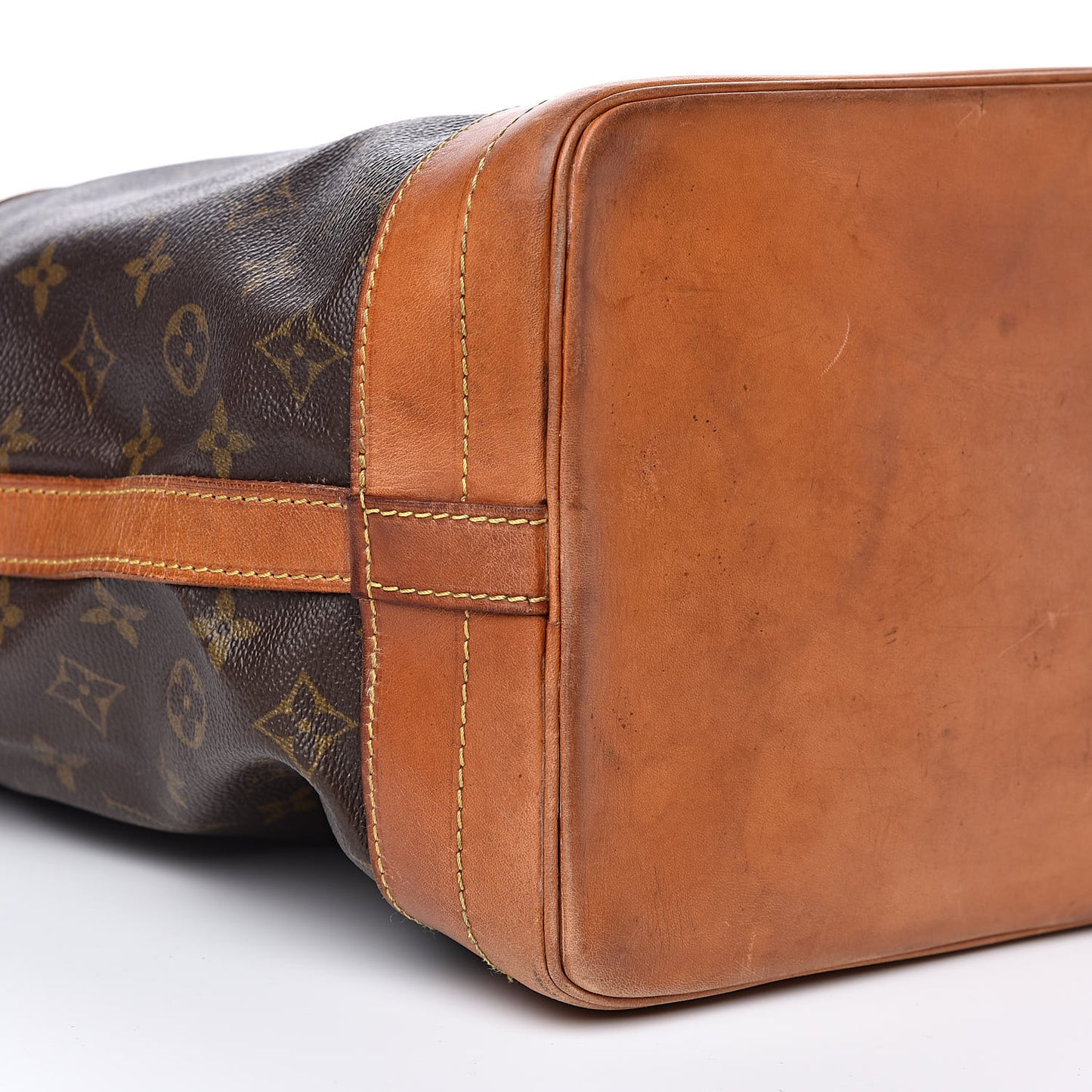 Monogram Noe