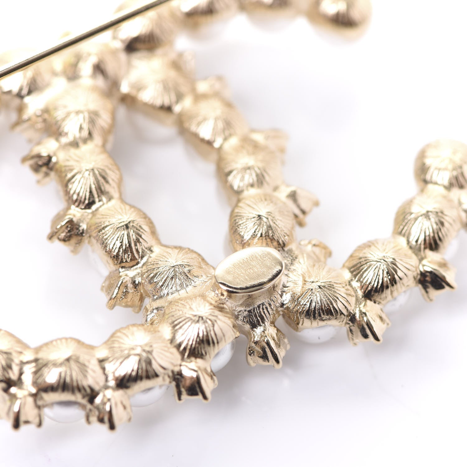 Chanel Pearl Crystal CC Brooch Gold 4 of 5