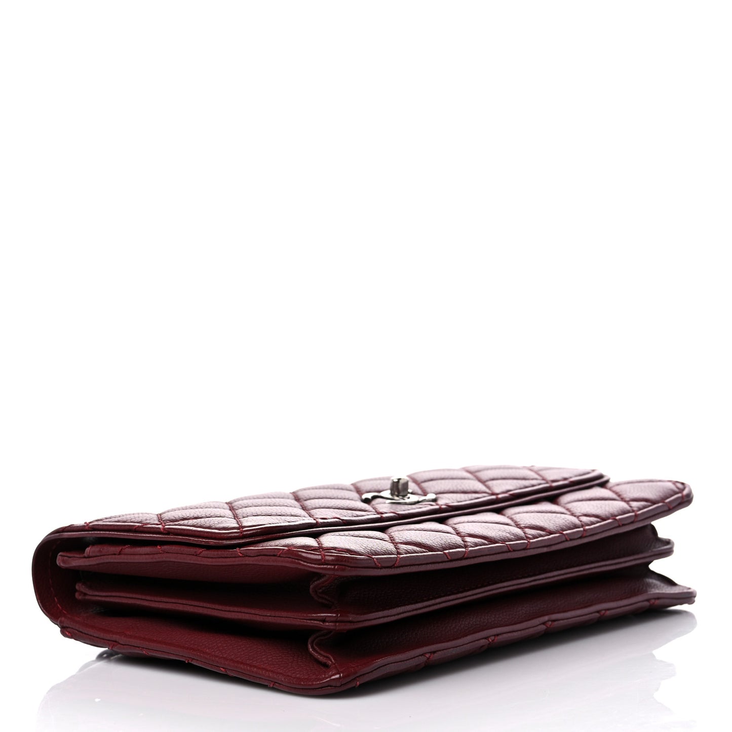 Caviar Quilted Flap With Chain Red
