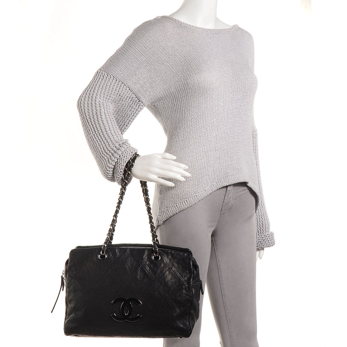 Calfskin Large Diamond Stitch Tote Black