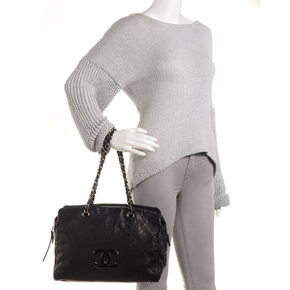 Chanel Calfskin Large Diamond Stitch Tote Black 2 of 7