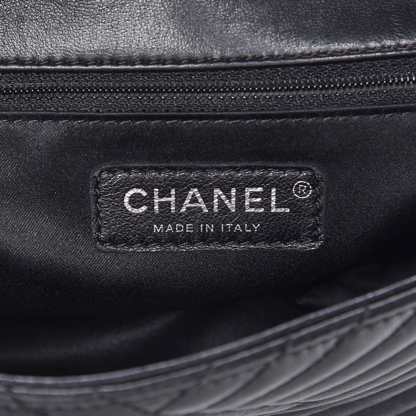 Lambskin Small CC Crossing Flap Black