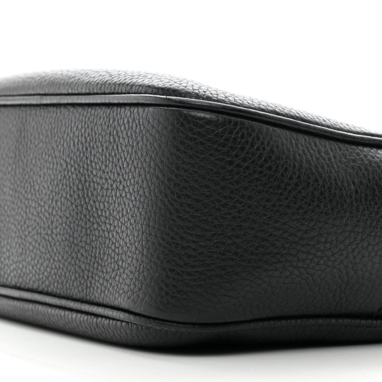 Pebbled Calfskin Small Soho Disco Bag Black