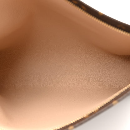 Louis Vuitton Monogram Toiletry Pouch 26 5 of 7