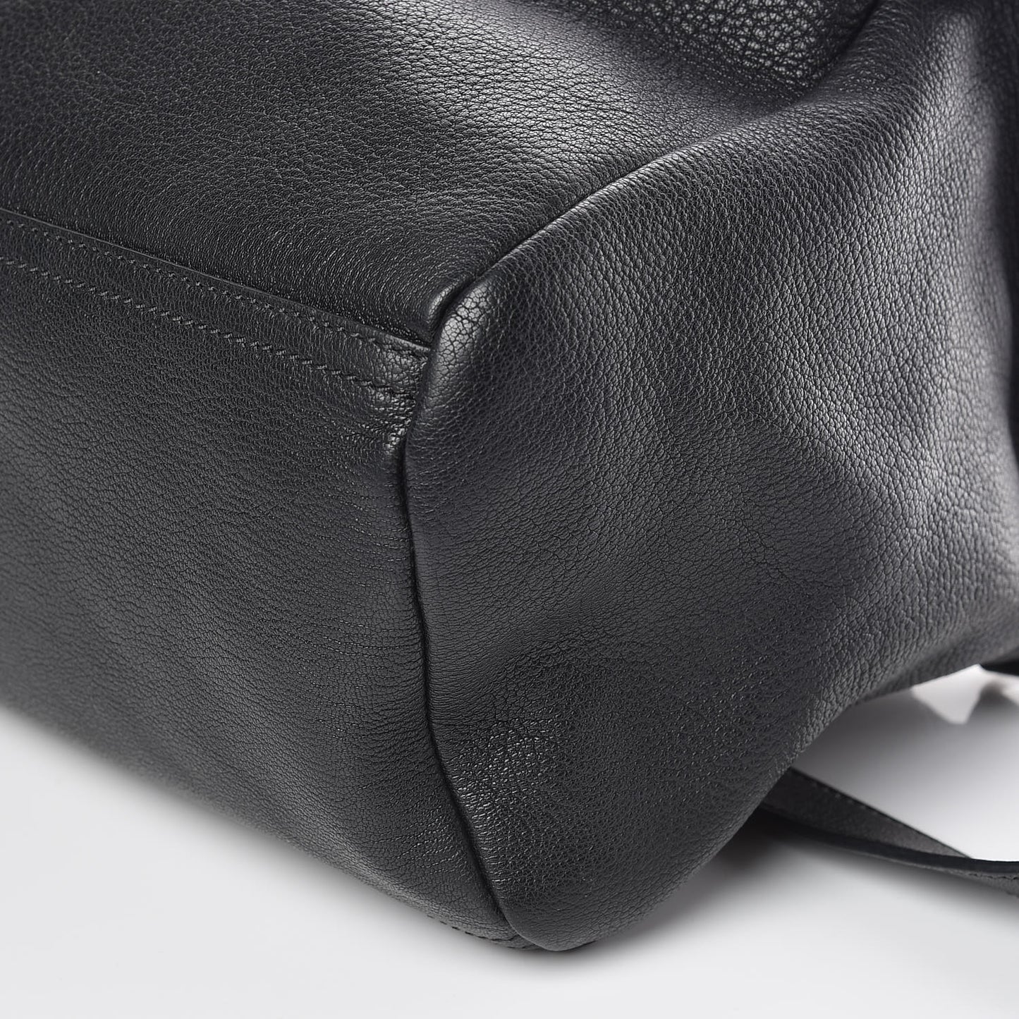 Sugar Goatskin Medium Pandora Black