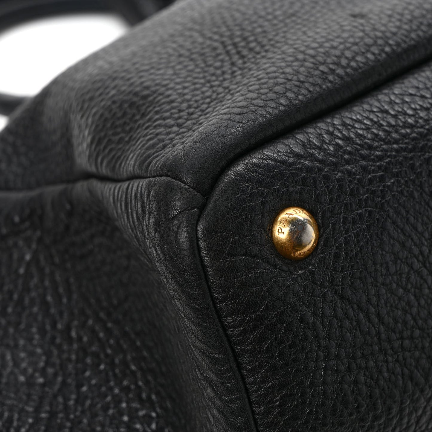 Vitello Daino Tote Black