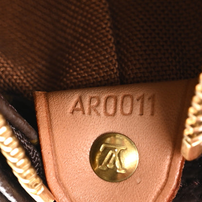 Louis Vuitton Monogram Cabas Mezzo 7 of 10