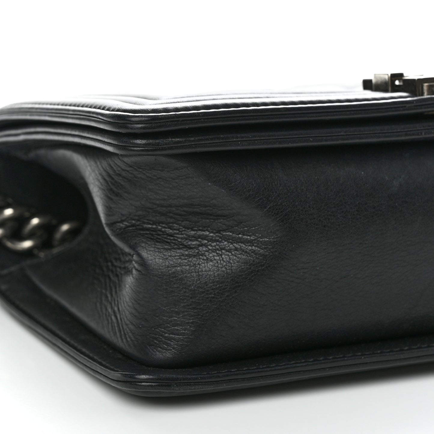 Calfskin Quilted Medium Boy Flap Black