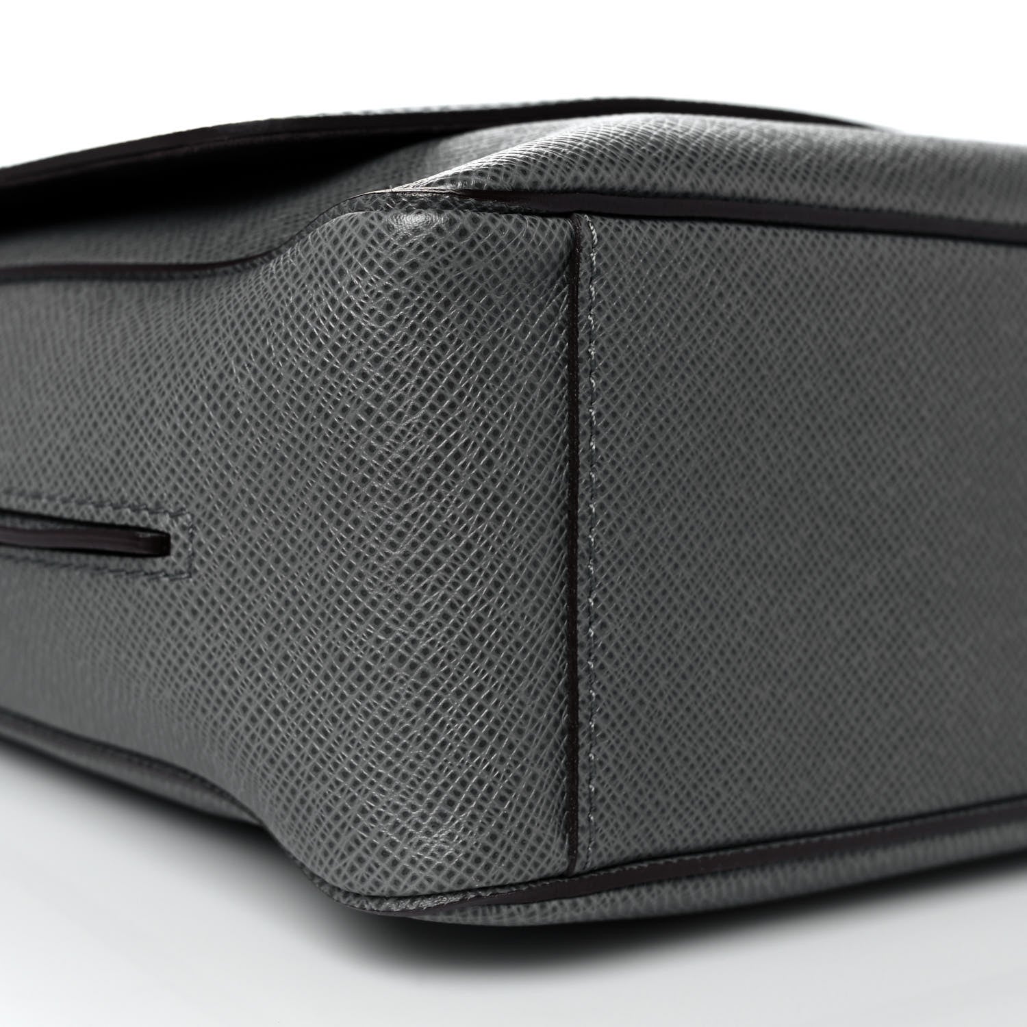 Louis Vuitton Taiga Roman MM Messenger Glacier 6 of 7