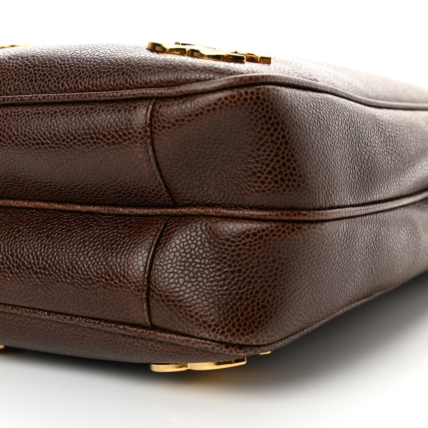 Caviar CC Shoulder Bag Dark Brown