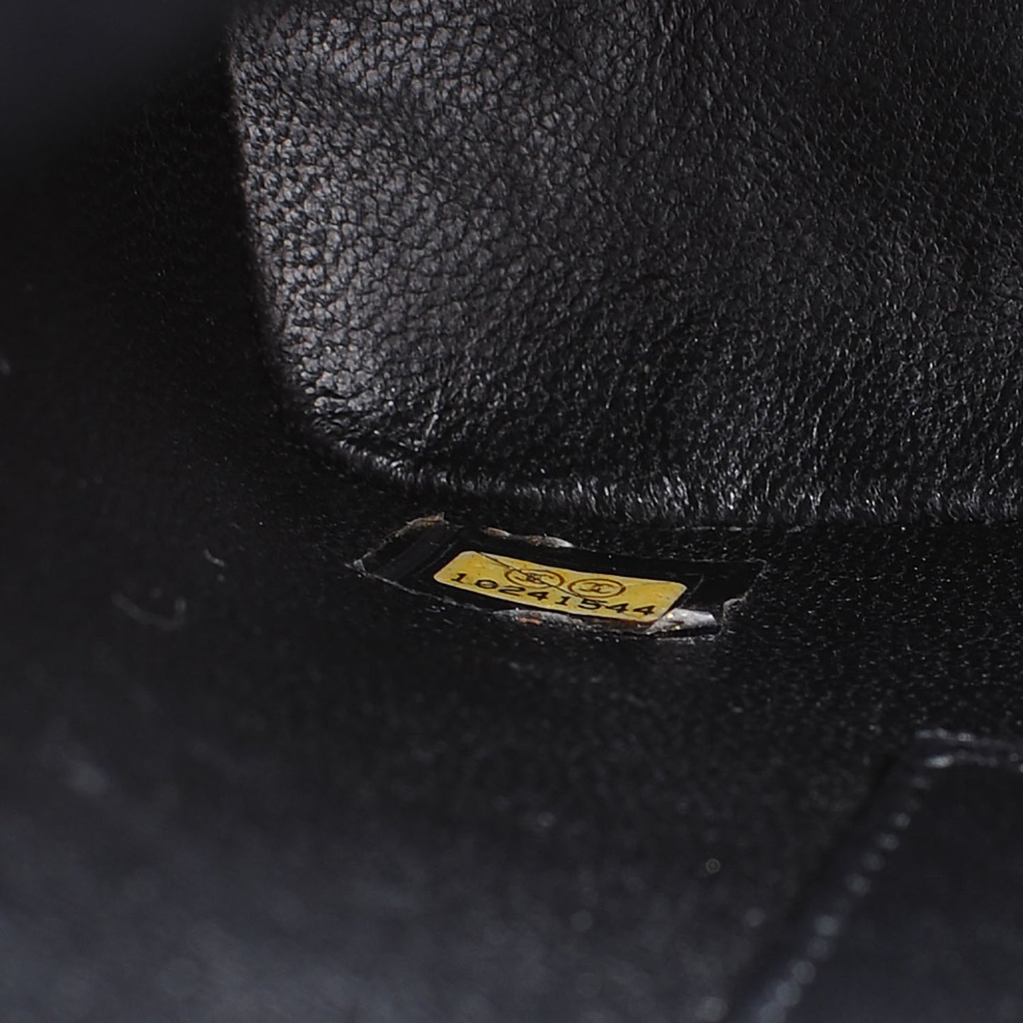 Caviar Medallion Tote Black