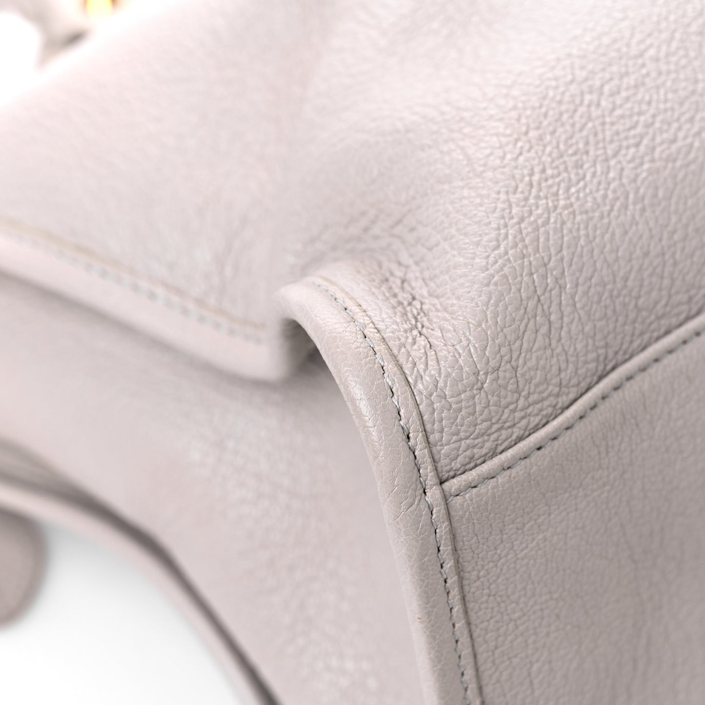 Chevre Gold Metallic Edge Hardware City Gris Clair Gris Perle
