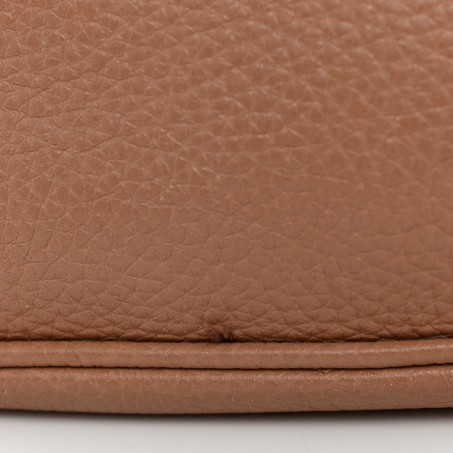 Pebbled Calfskin Small Soho Disco Bag Camelia