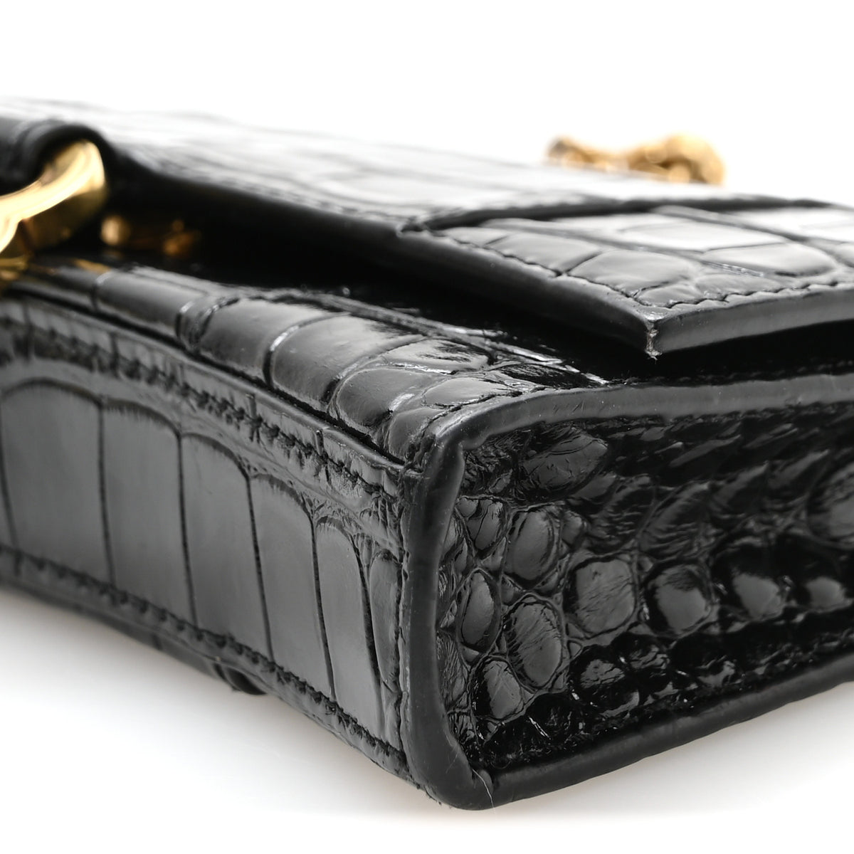 Shiny Calfskin Crocodile Embossed XS Hourglass Wallet On Chain Black