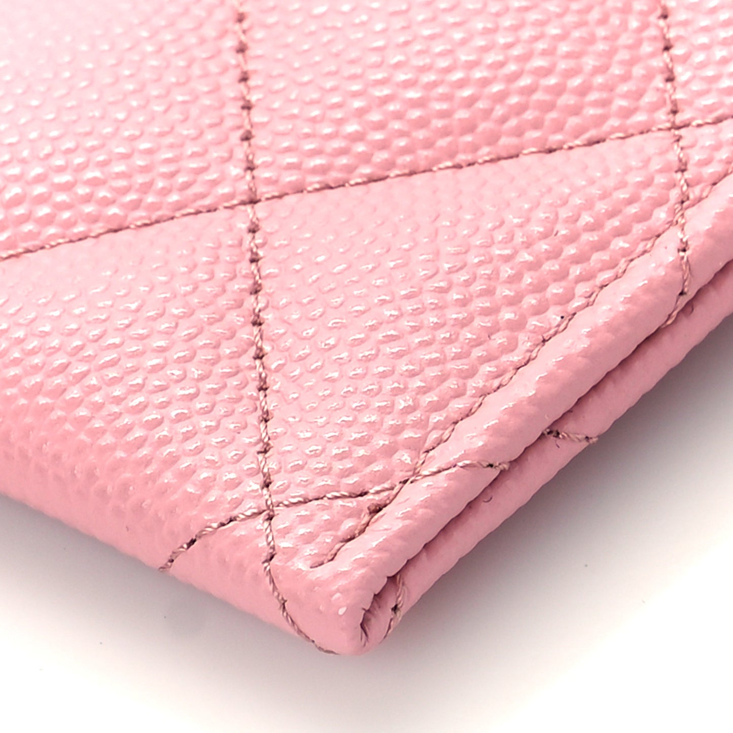 Caviar Quilted Card Holder Pink
