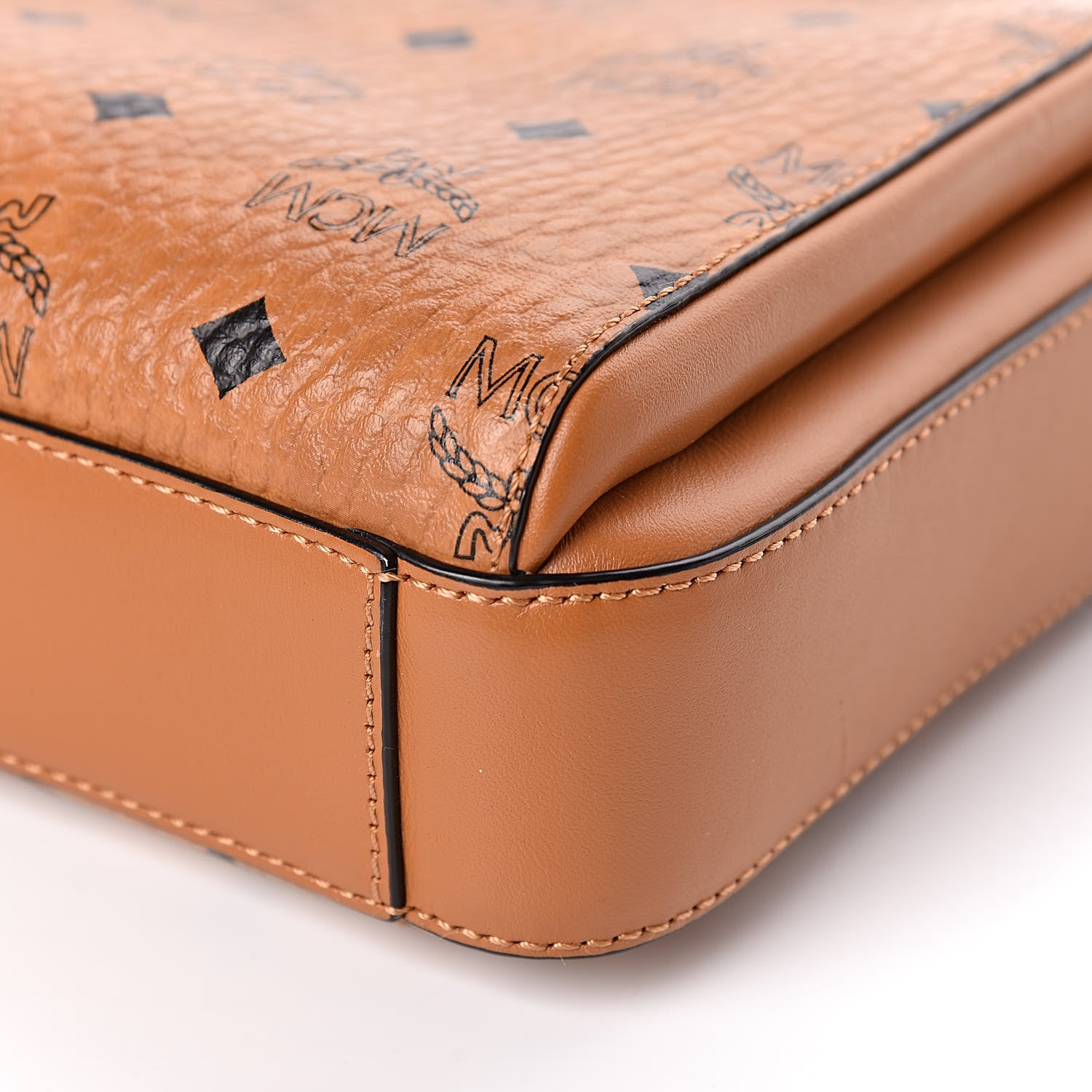 MCM Calfskin Visetos Ottomar Messenger Cognac 6 of 11