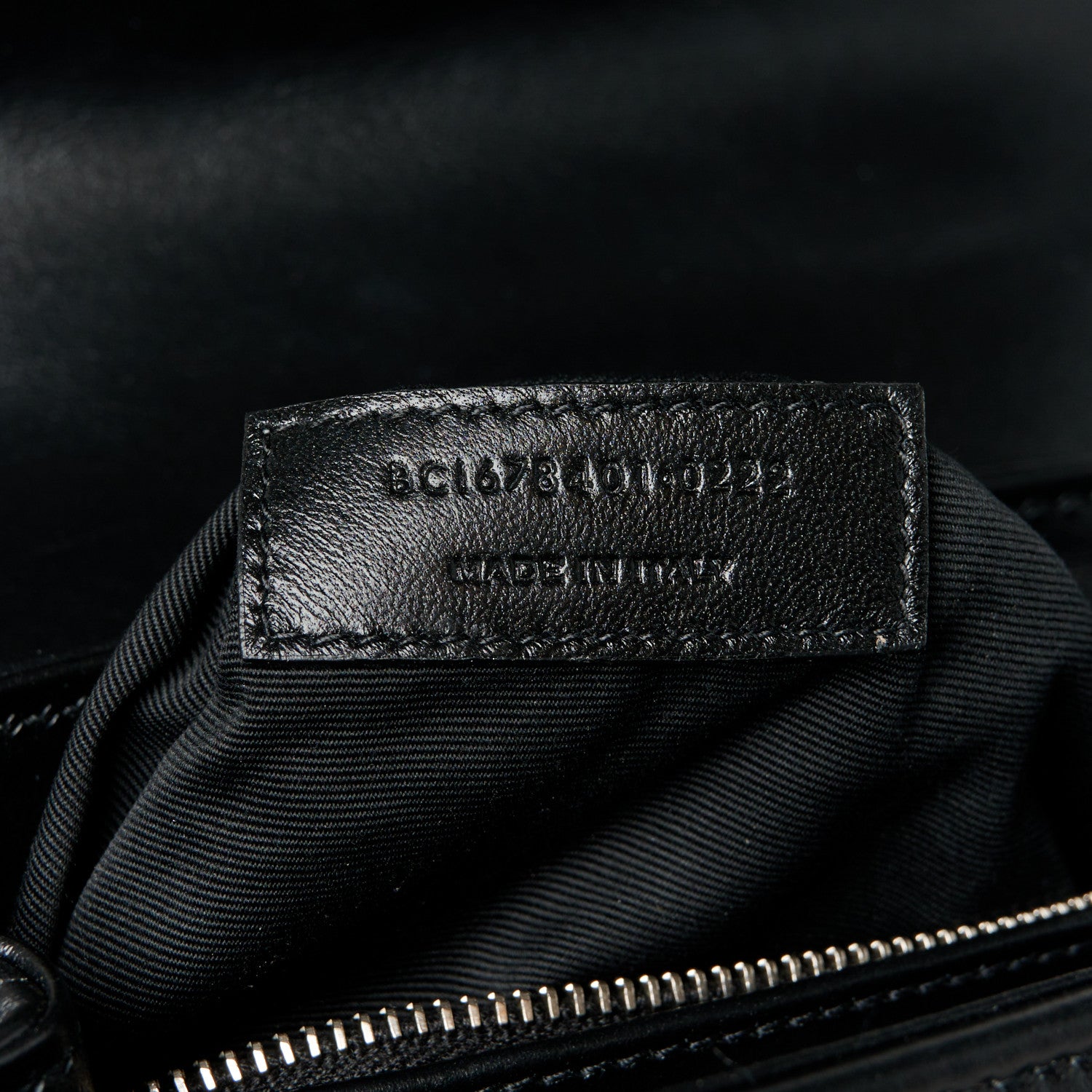 Saint Laurent Calfskin Y Quilted Monogram Toy Loulou Crossbody Bag Black 8 of 11