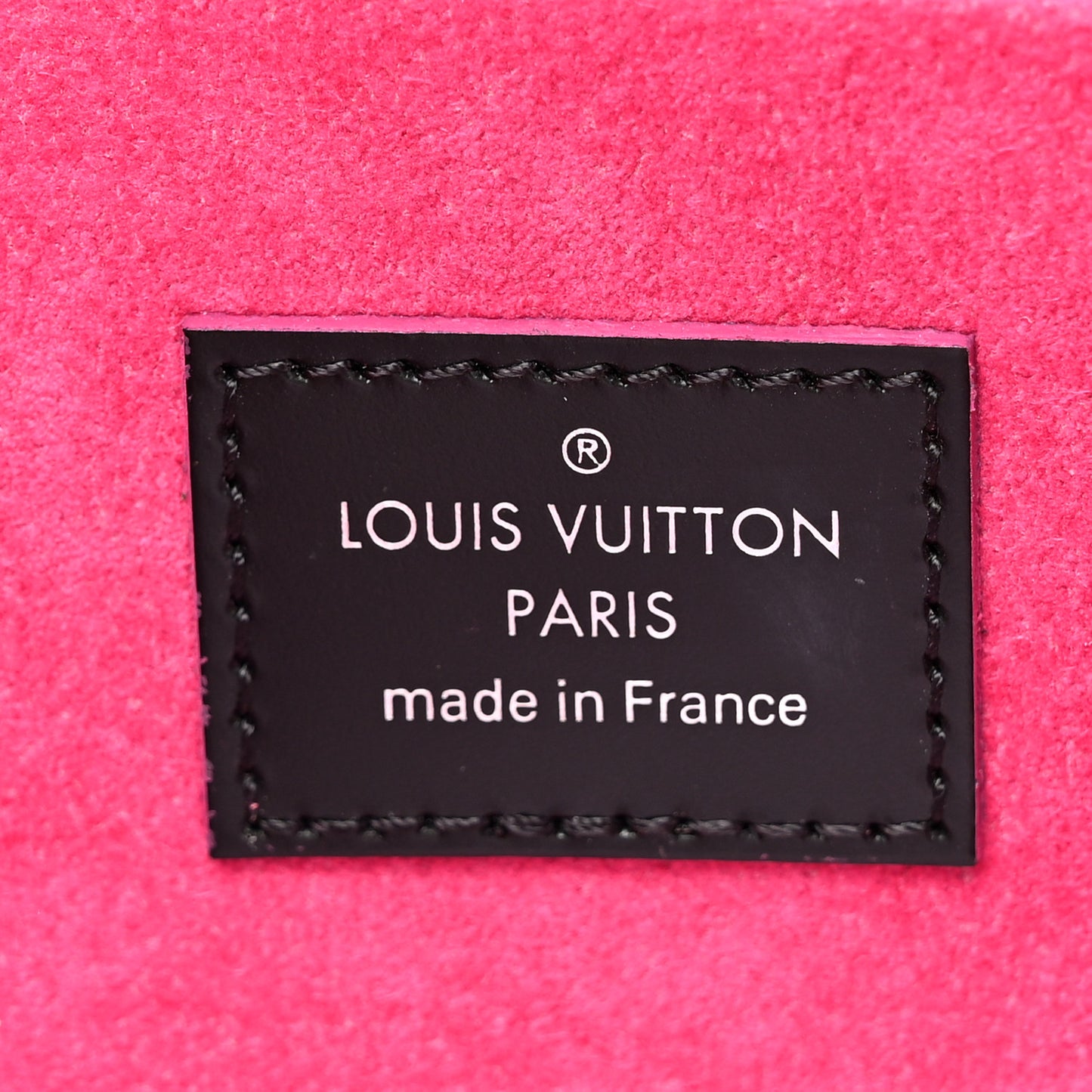 Epi Pochette Felicie Black Hot Pink