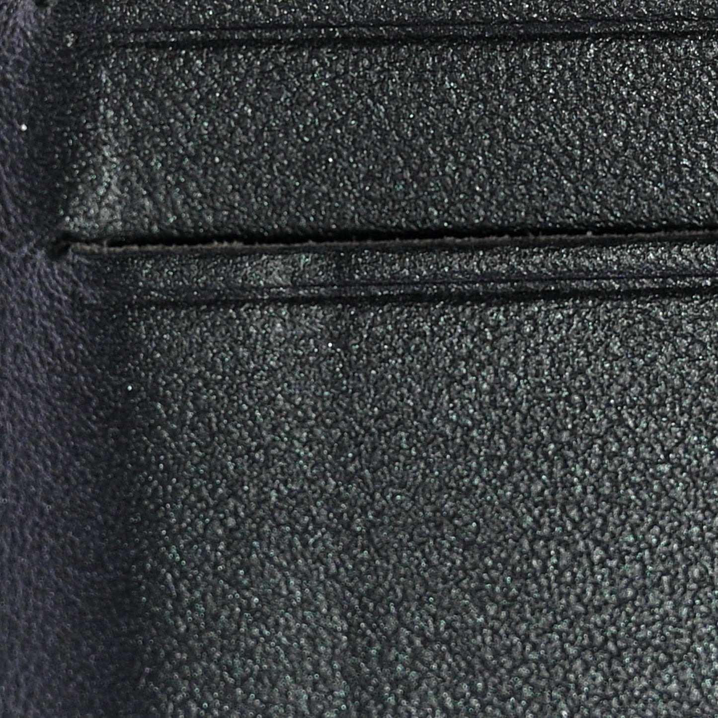Iridescent Caviar Quilted Card Holder Wallet Black